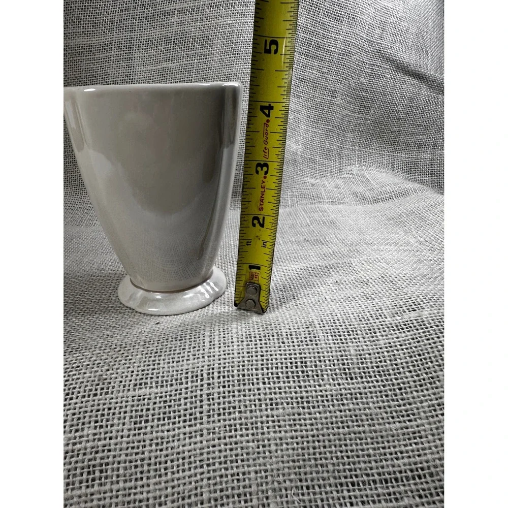 Martha Stewart Everyday Cream Ceramic Vase Scalloped Pedestal Base 4.5 Inch